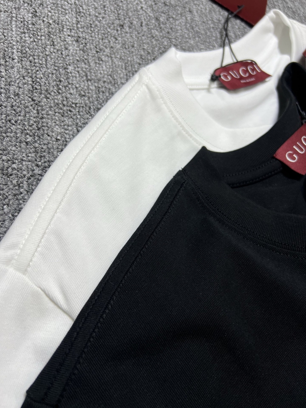 ブランドTシャツ素材ディテール